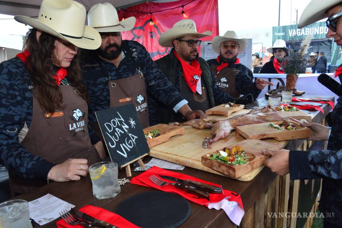 $!Sin miedo al frio: Así se vive el Rodeo Saltillo desde su nueva sede Expo Coahuila