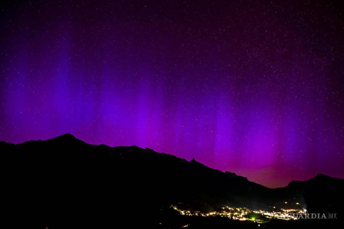 Inusual y potente tormenta solar pinta los cielos del hemisferio norte con coloridas auroras boreales (fotos)