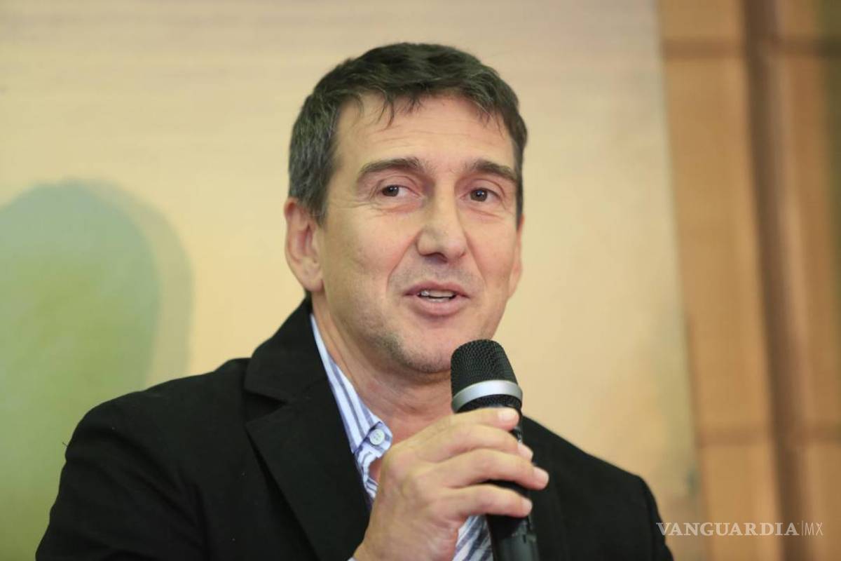 Julio Bocca vuelve a dirigir el Ballet Nacional de Uruguay