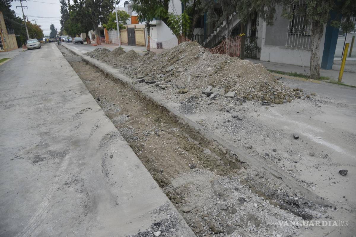 Atiende Aguas de Saltillo hundimiento en colonia República; es la tercera vez que es reparado