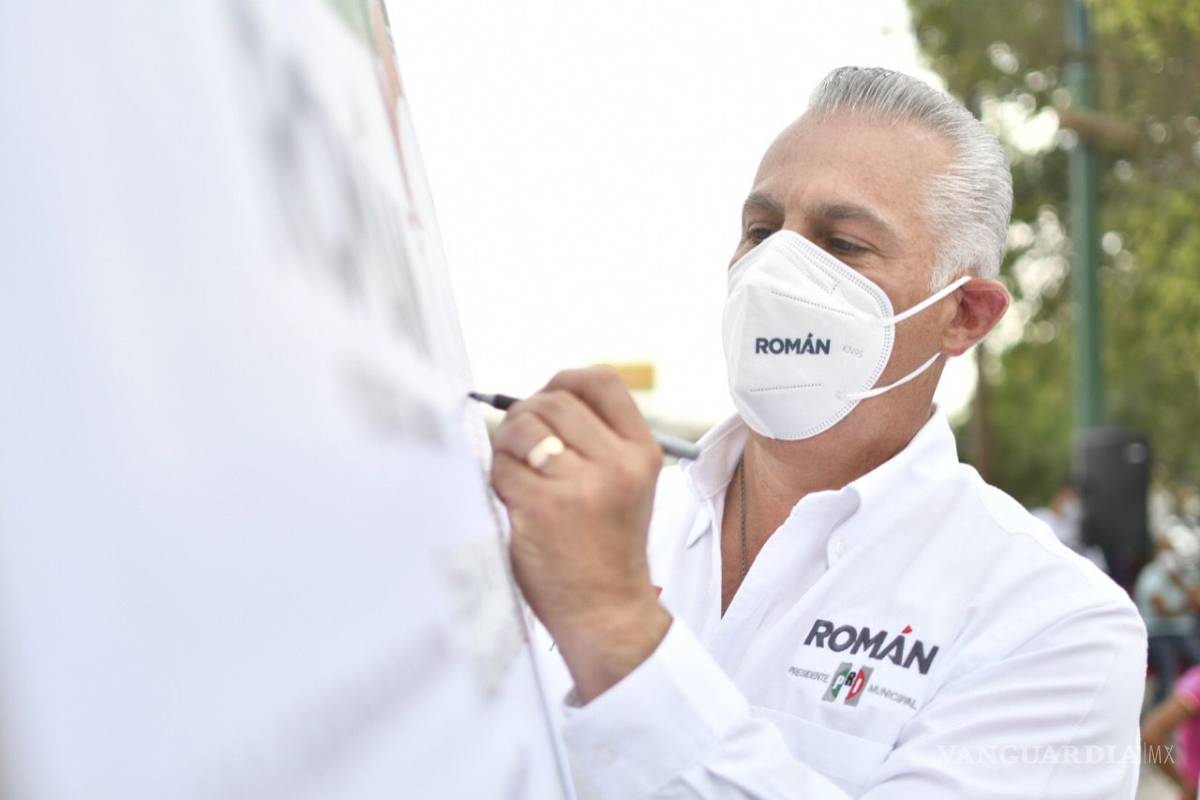 Atención a la salud mental, ofrece Román Alberto en Torreón