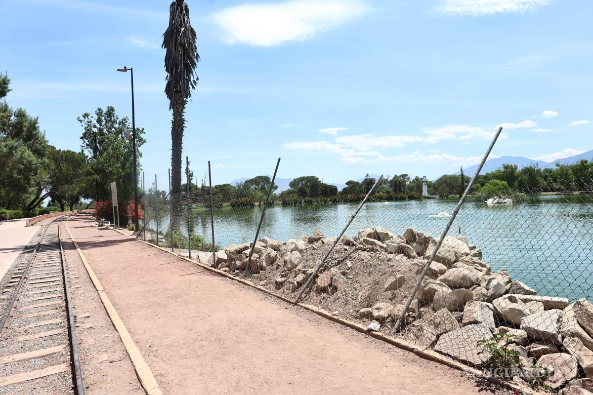$!Una pista de arcilla en Ciudad Deportiva a la que cientos de corredores vienen todos los días para entrenar y que últimamente no ha recibido reparación.