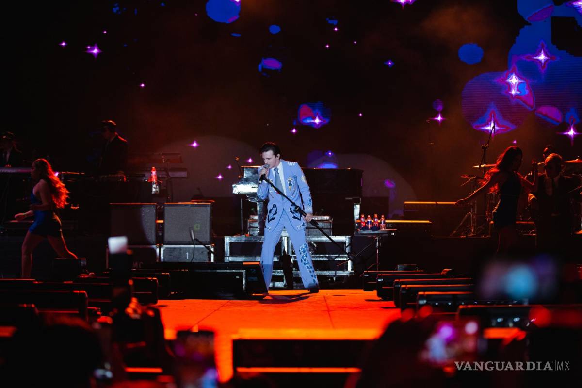 ¡Drake, hermano, ya eres mexicano! Drake Bell debuta en la Feria de las Fresas