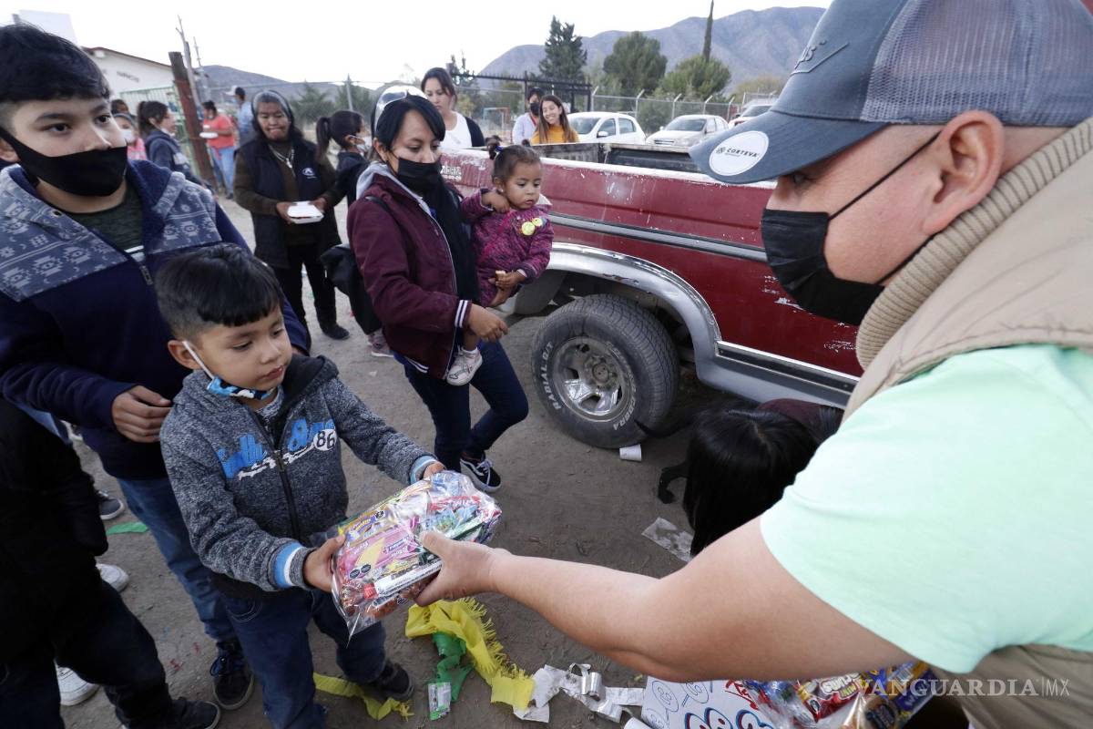 El sueño se hace realidad; regalan saltillenses posada a niños de ejido
