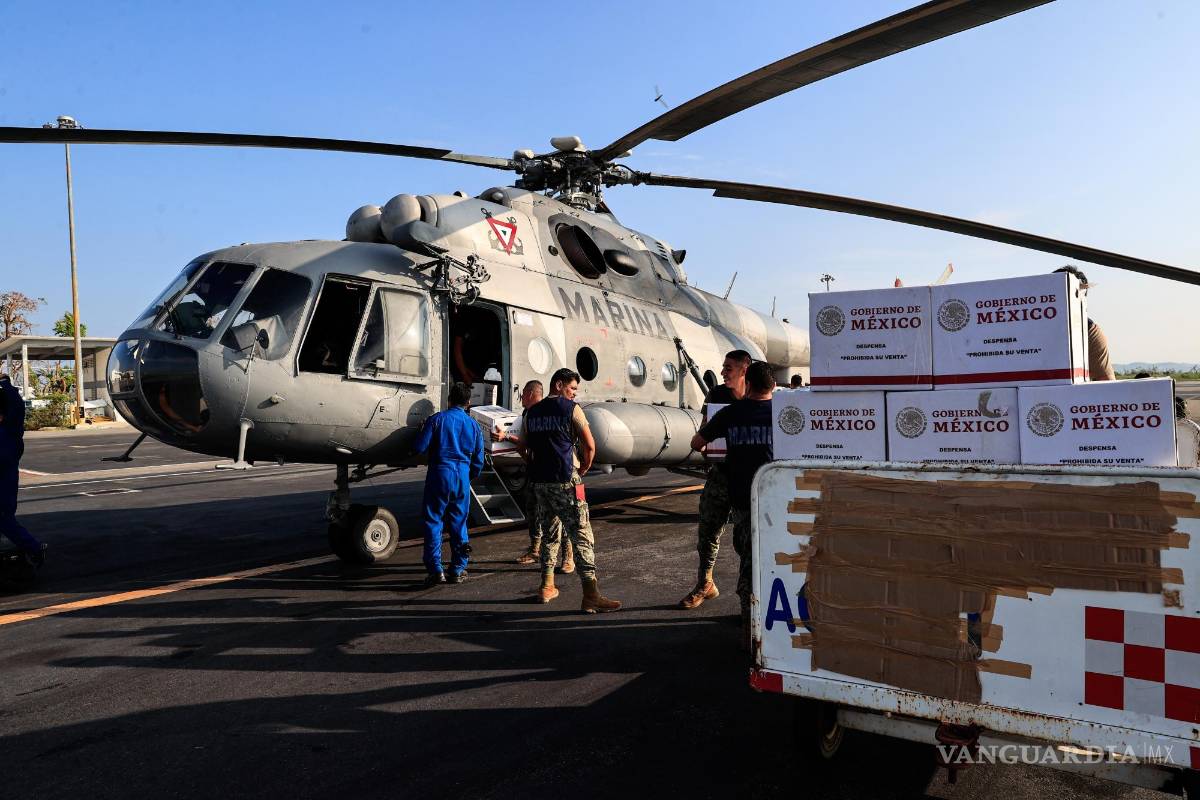 $!A casi tres semanas del impacto del huracán Otis en el Guerrero, habitantes de aseguraron que las despensas que reparte el Gobierno a damnificados “no alcanzan”.