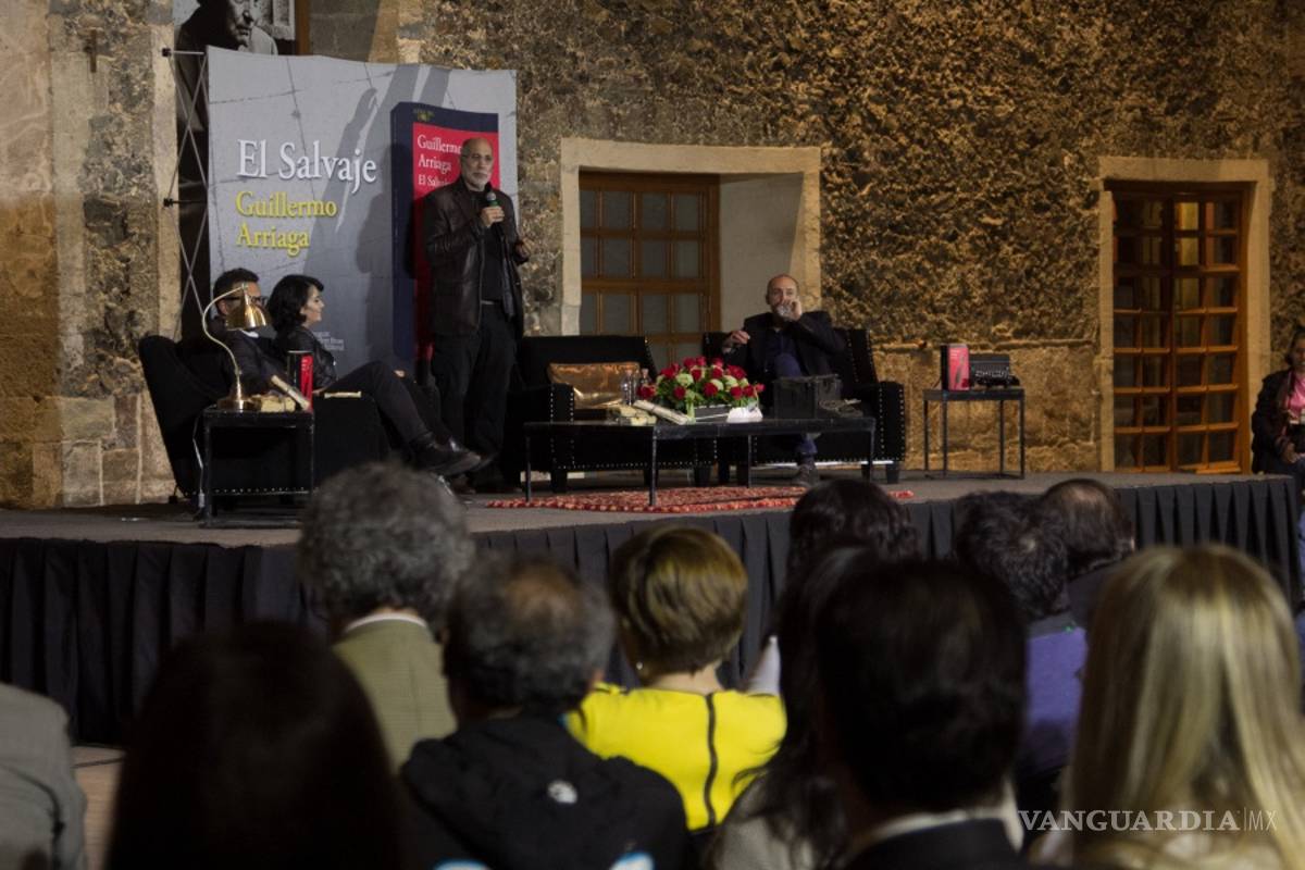 Asegura Guillermo Arriaga que Trump se estrellará directo contra el muro