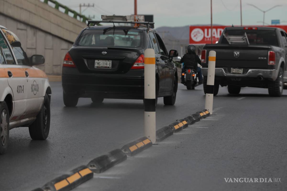 $!La delimitación de carriles en el deprimido del distribuidor vial El Sarape, ha ayudado a agilizar el tráfico.