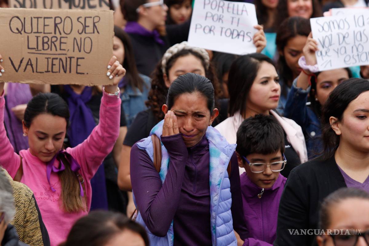 $!Miles de mujeres en Saltillo salen a las calles para exigir freno a la violencia