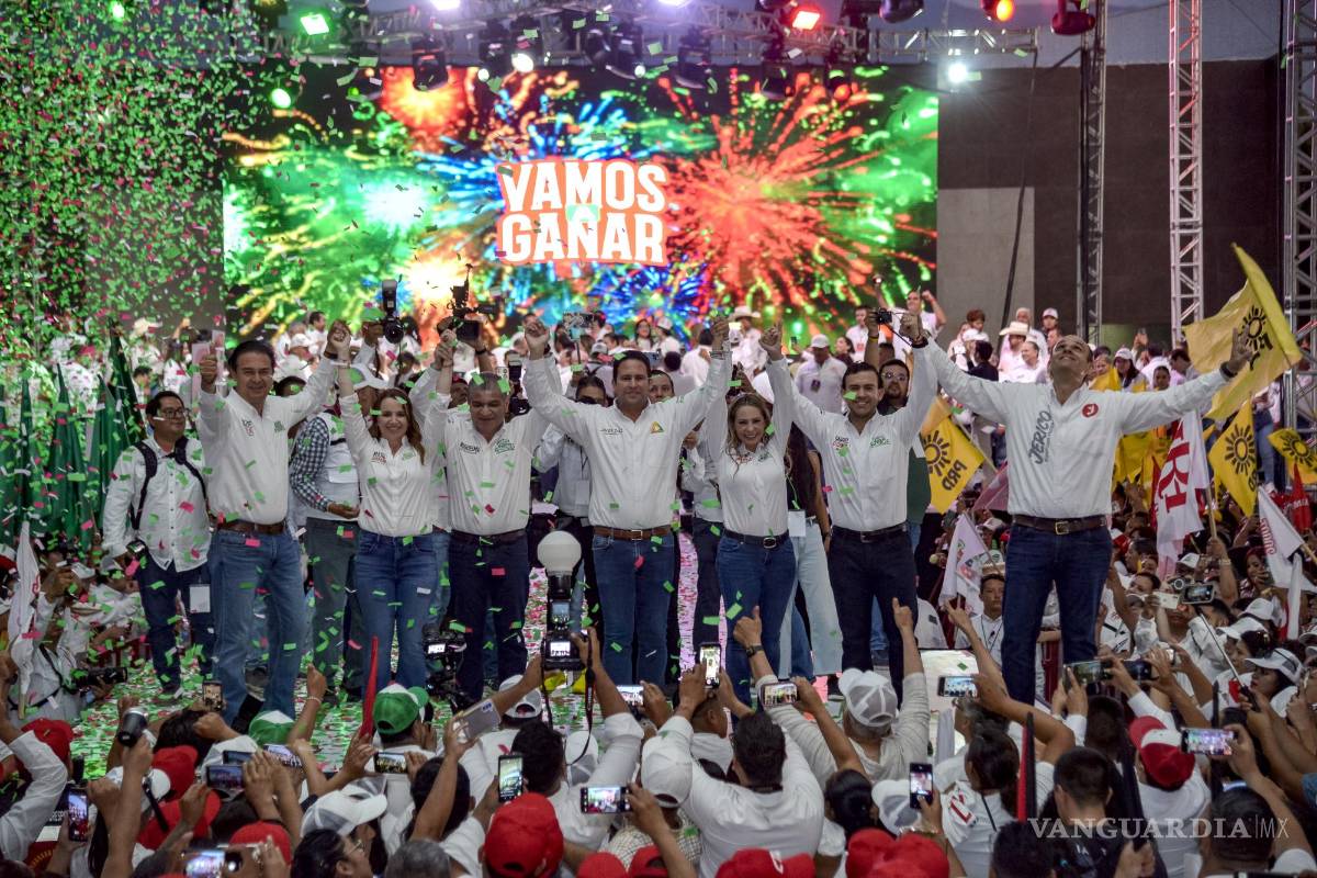 $!Cierra campaña Javier Díaz ante miles de simpatizantes: ‘Aquí sí defendemos la seguridad’