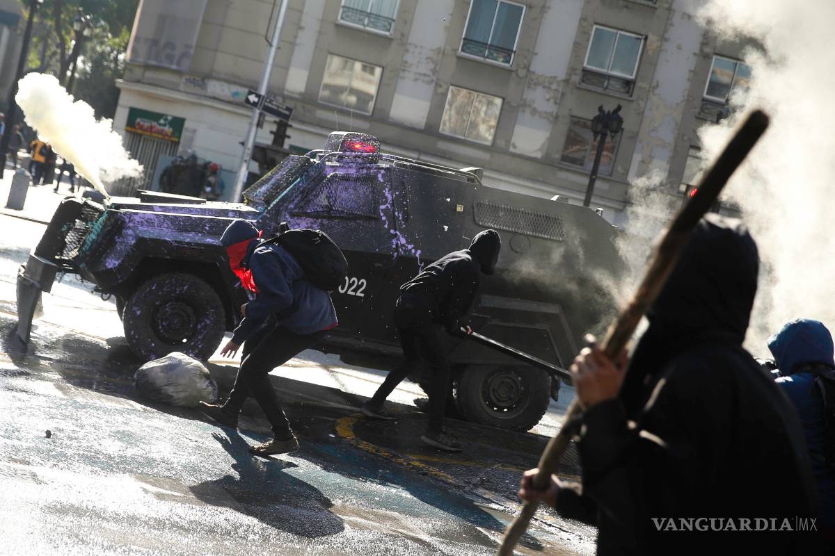 $!Miles protestan en Chile contra la violencia de género