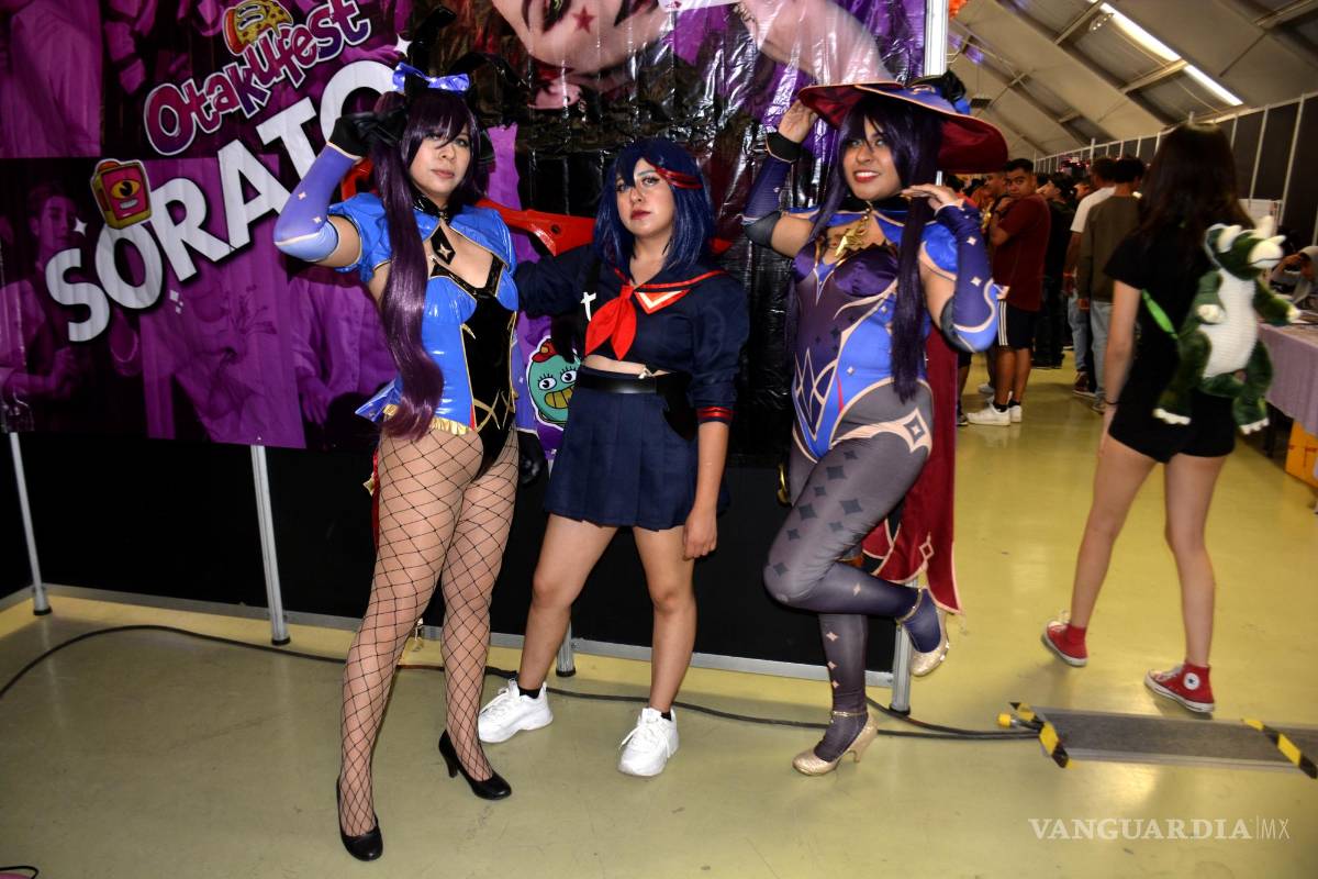 $!Algunas asistentes destacaron por su vestuario.