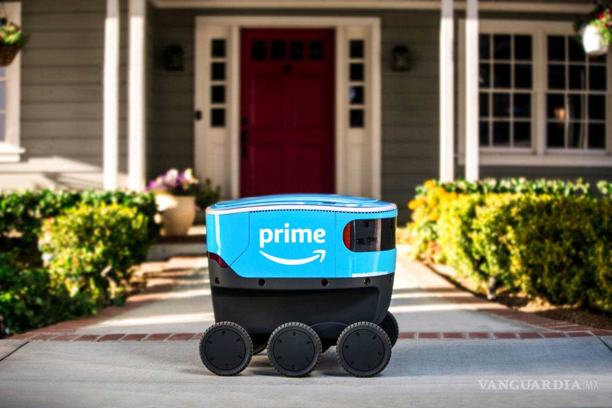 Robots autónomos de Amazon recorrerán y entregarán paquetes en las calles en California