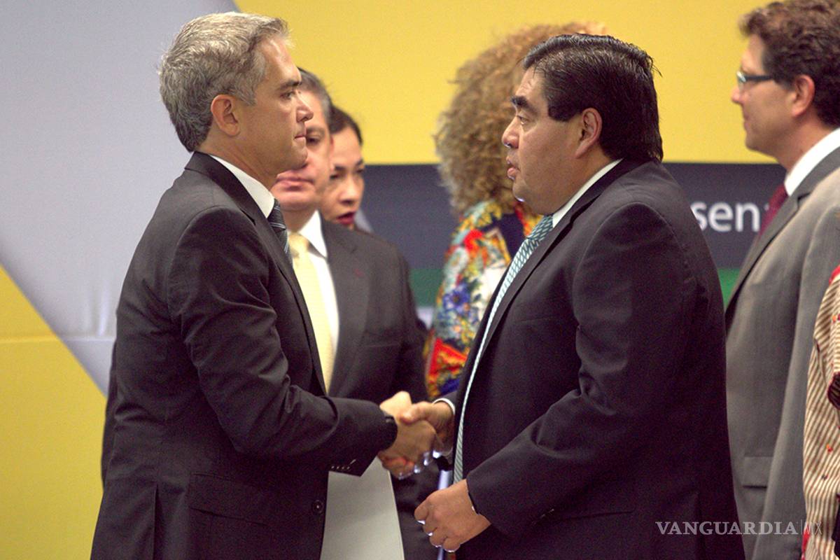 Barbosa acusa a Mancera de estar detrás de su destitución como representante del PRD en el Senado