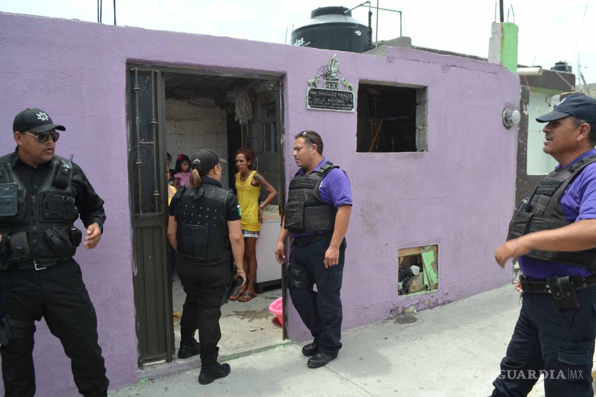 $!A mordidas, oficial canino detiene a joven golpeador en Saltillo