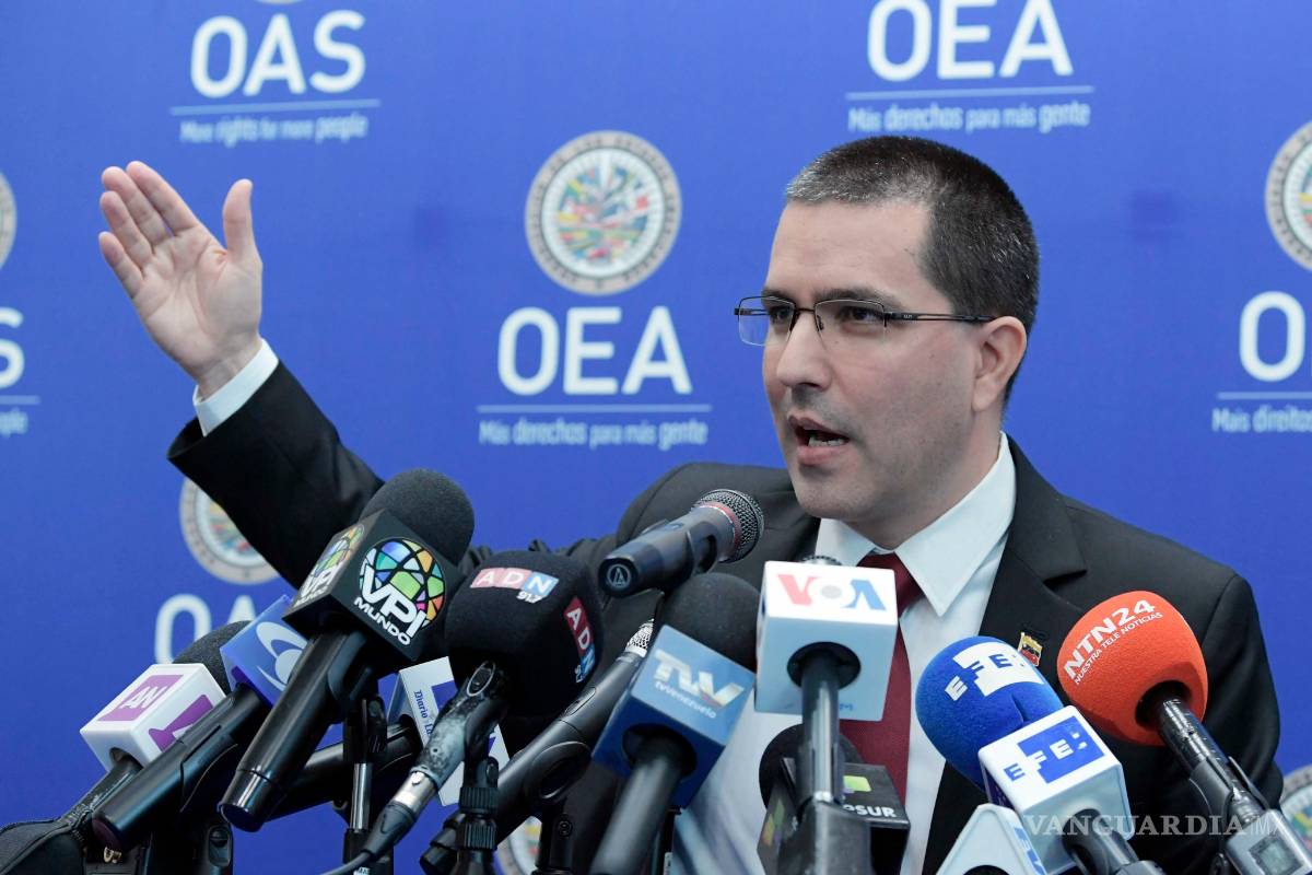 Canciller de Venezuela condena la violencia en México