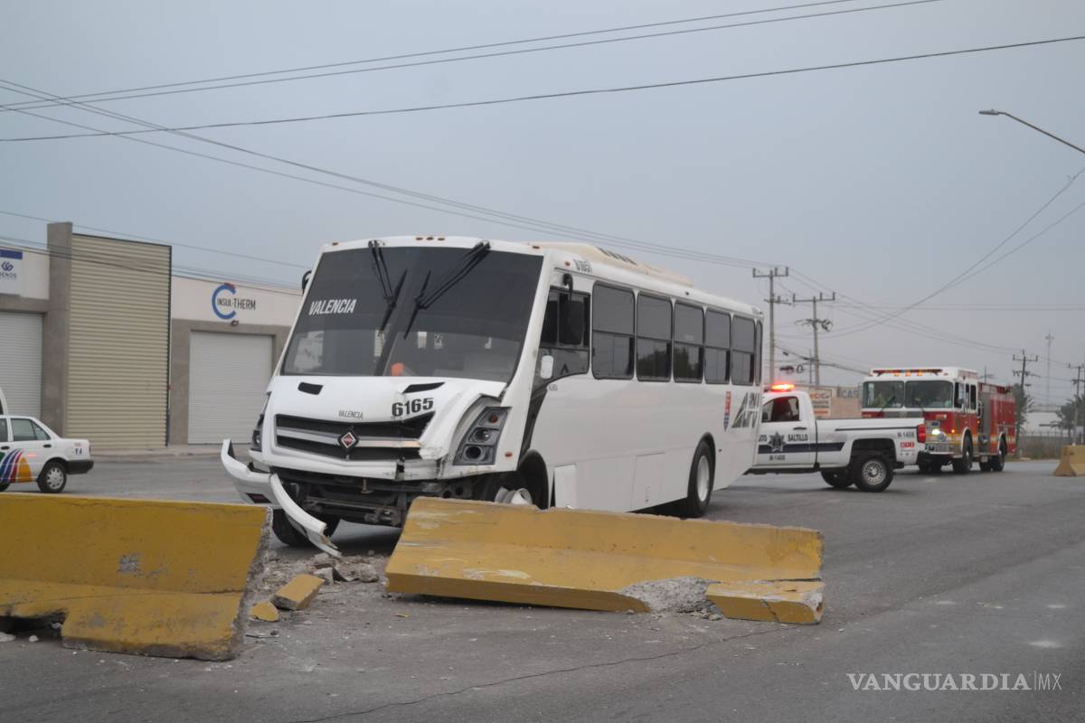 Chofer se duerme al volante