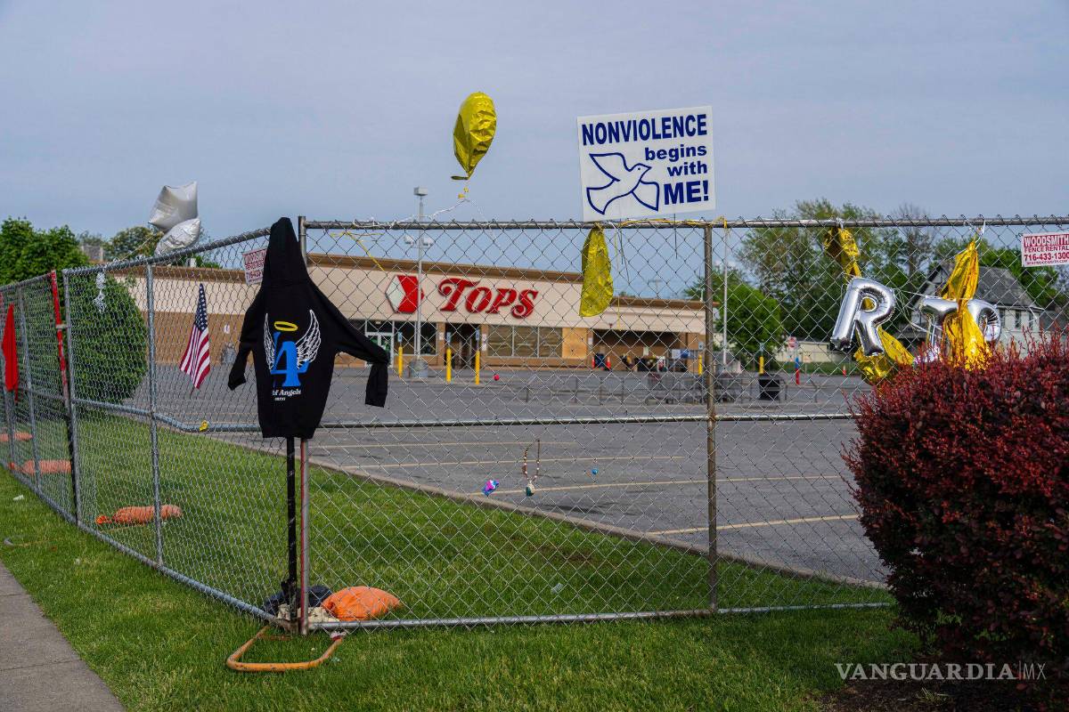 Estas 106 personas colaboraron para evitar un tiroteo escolar. Así lo hicieron