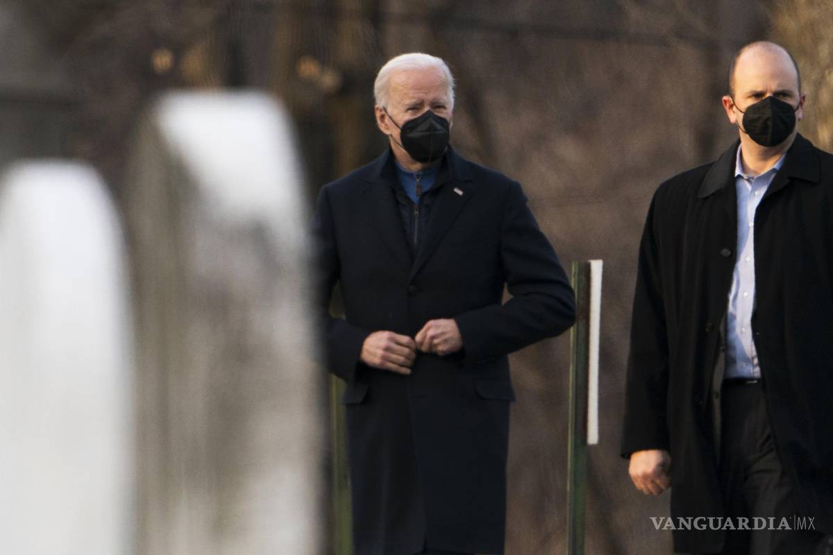 Advierte Biden a Putin que la OTAN está “más unida” tras ataques a Ucrania