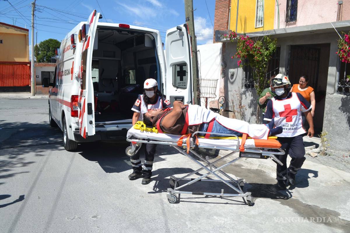 Cae adulto mayor desde 2.5 metros en la colonia Ampliación Morelos de Saltillo