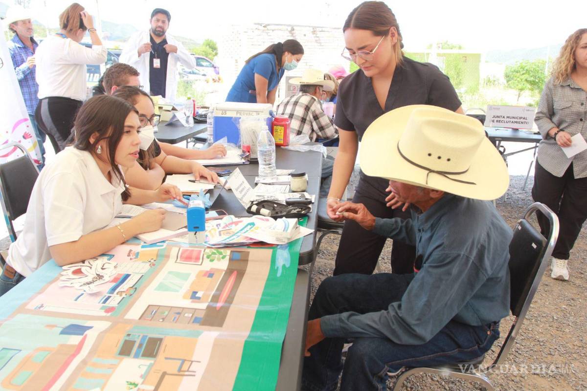 $!Diferentes servicios médicos fueron ofrecidos a la población de Palma Gorda.