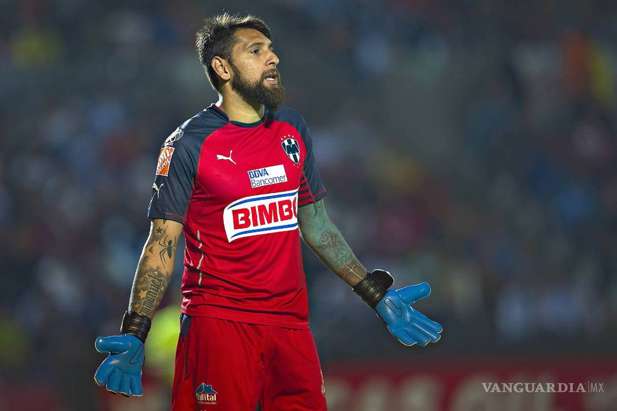 Santos anuncia altas y bajas rumbo al Clausura 2017