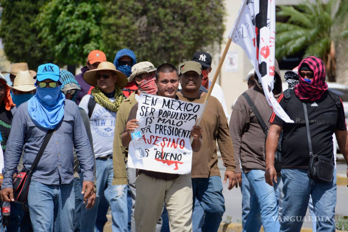 Se mantienen bloqueos en Oaxaca y Chiapas