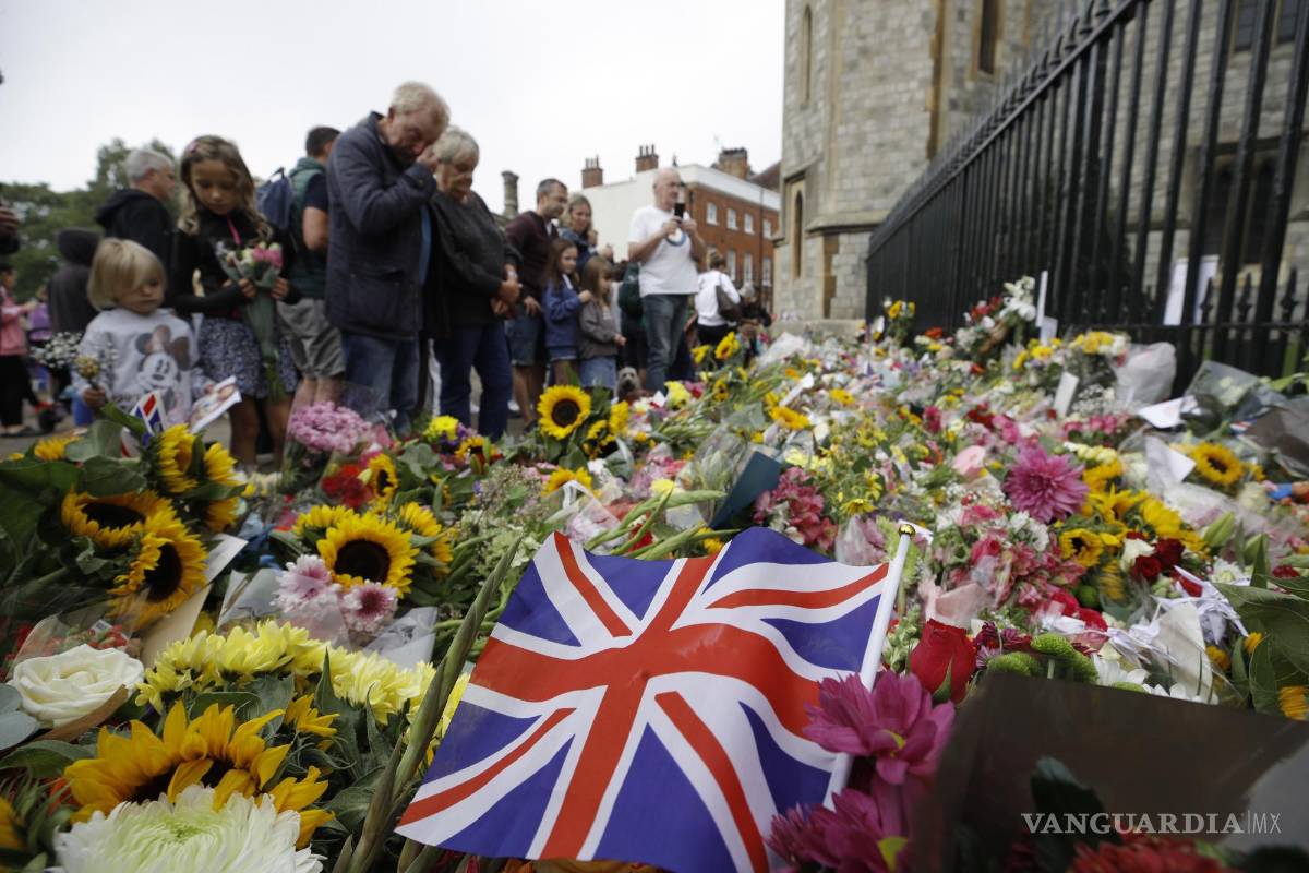$!Flores en el castillo de Windsor en honor a Isabel II.