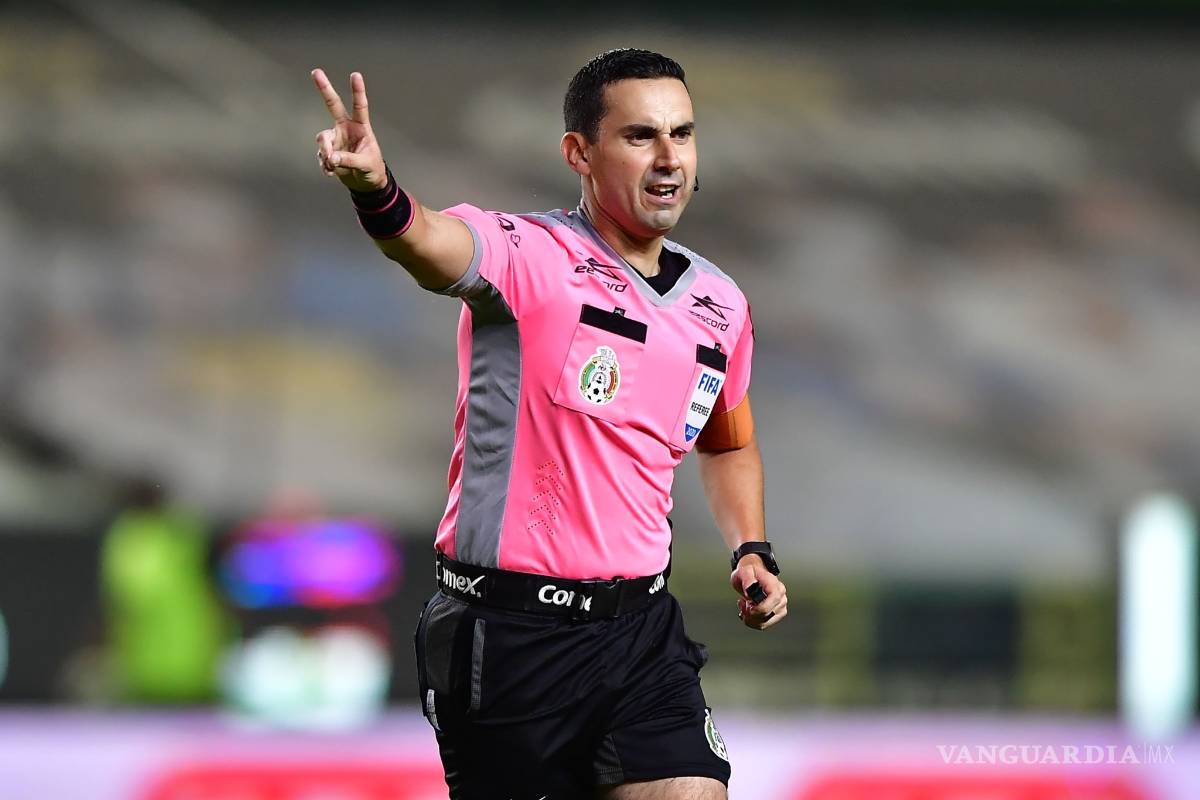 Árbitros se saltan el semáforo rojo de la CDMX