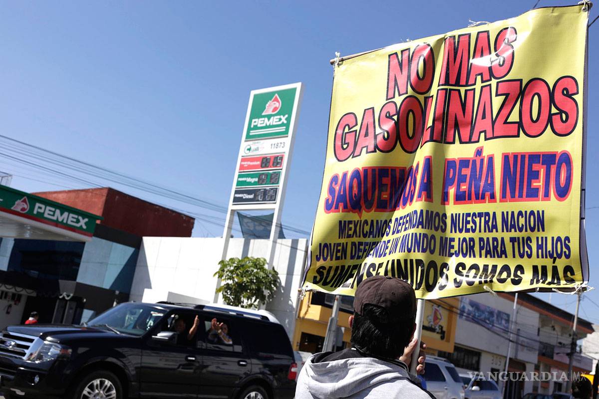 Bloqueos y marchas en 28 estados contra el 'gasolinazo'