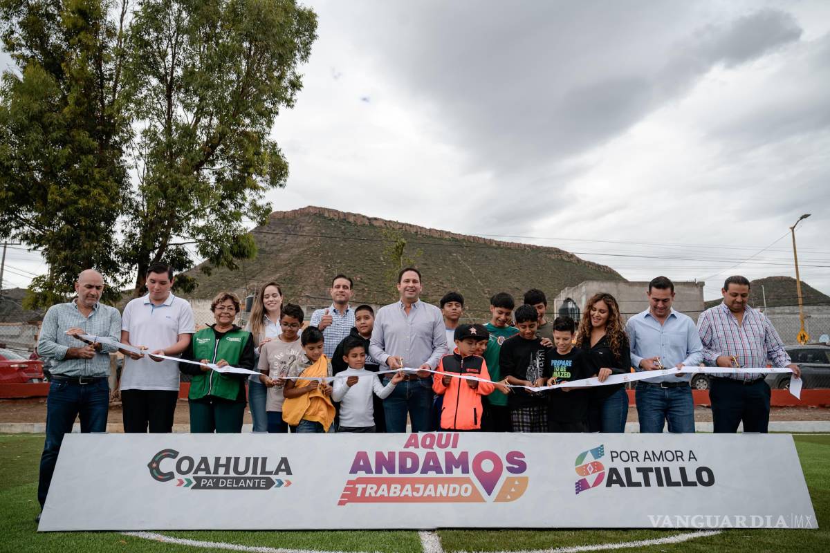 $!Totalmente renovada quedó la plaza pública ubicada entre las colonias Roma y Adolfo López Mateos.