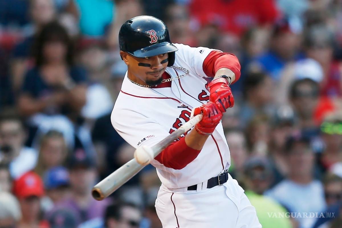 Dodgers hace un canje colosal para adquirir a Mookie Betts de Boston