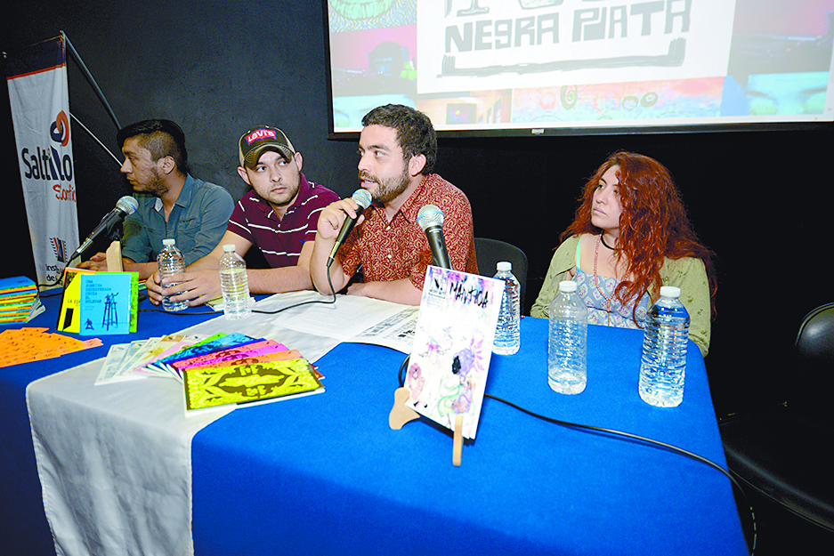 ‘La Negra’ estrena libros de bolsillo