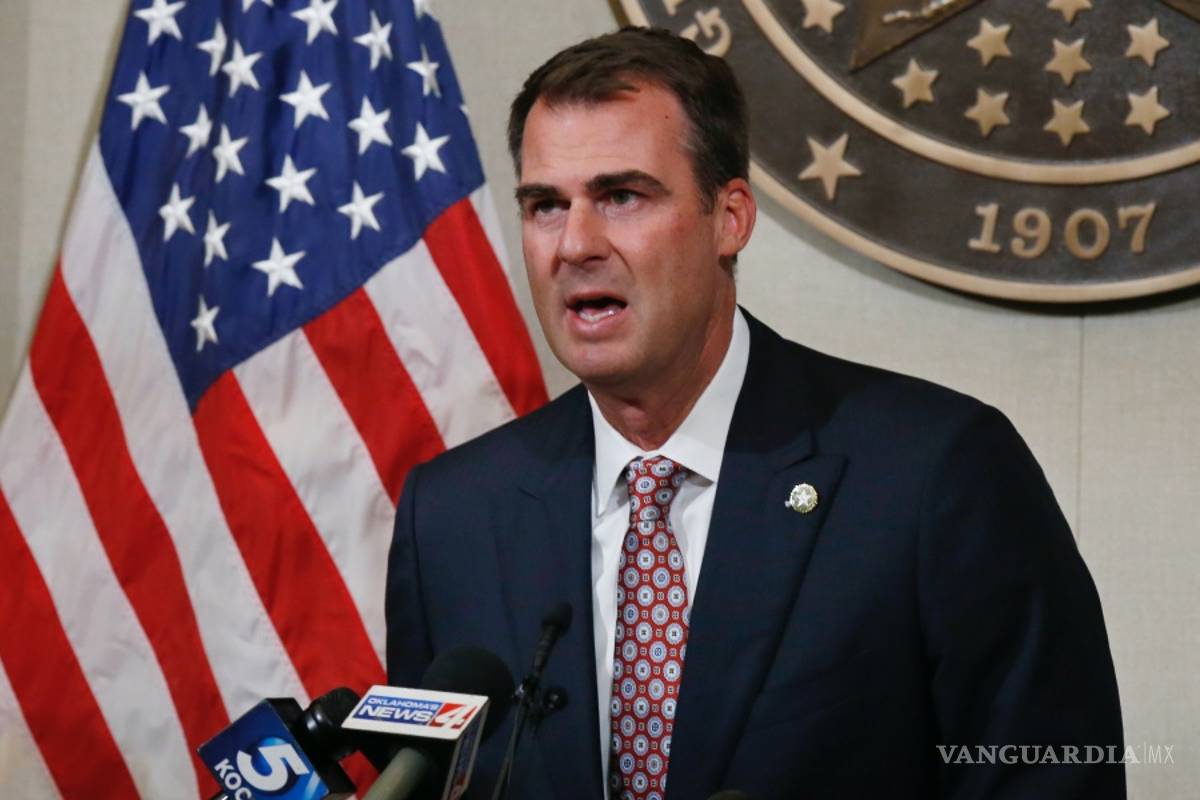Kevin Stitt, gobernador de Oklahoma se convierte en el primero en EU en contagiarse de COVID-19