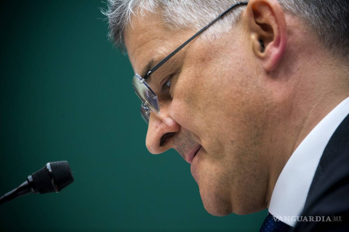 Reducirá VW mil millones de euros en inversiones al año