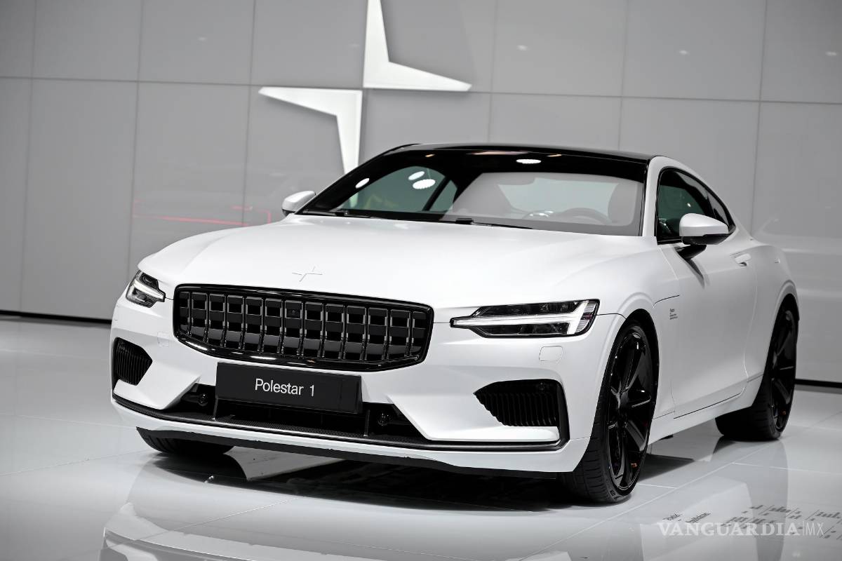 $!El Polestar 1 en exhibición en el primer día de vista previa de prensa del Salón Internacional del Automóvil IAA en Munich, Alemania. EFE/EPA/Sascha Stenbach