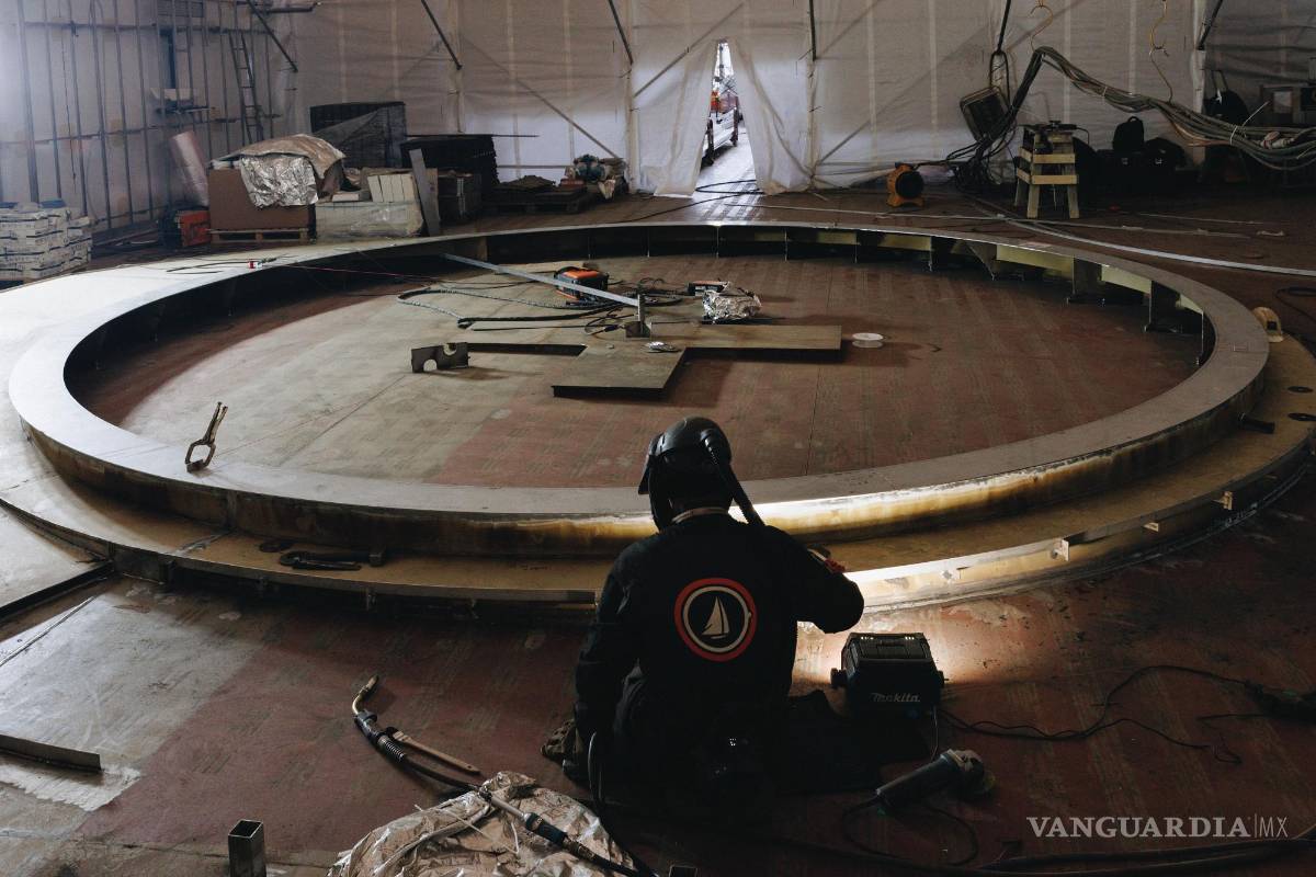 $!Construcción del carrusel de Surfside, el barrio familiar del barco, en el Star of the Seas de Royal Caribbean en el astillero Meyer Turku en Turku, Finlandia.