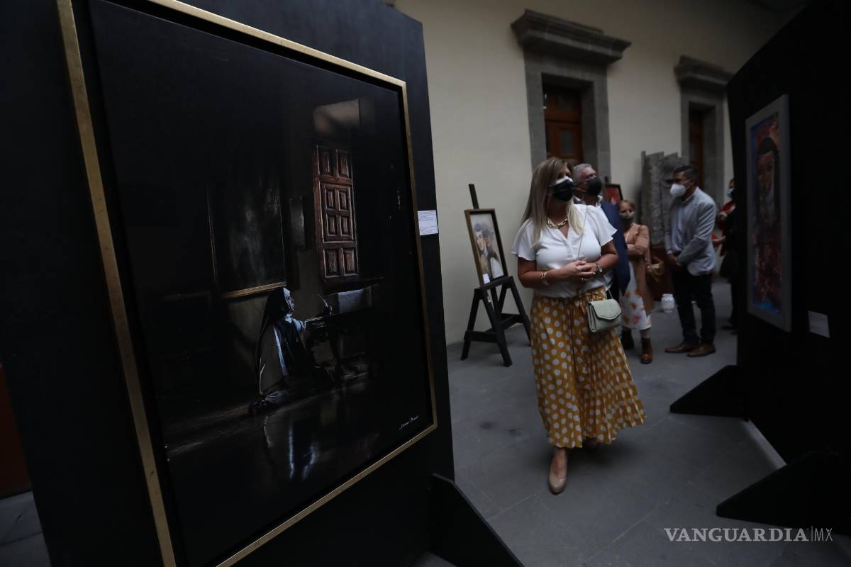 $!Vista de la pintura Sor Juana a través de los siglos del pintor mexicano Didler Bracho.