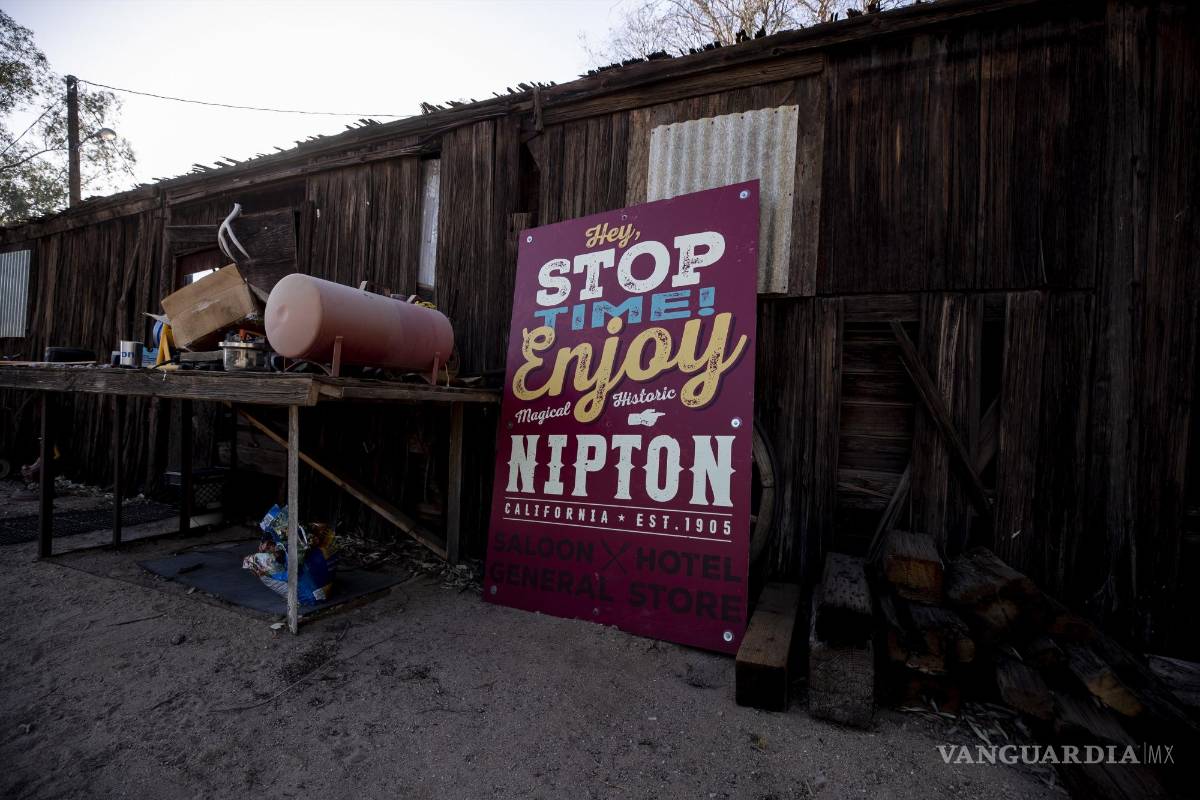 Conoce en fotografías la ciudad de Nipton, en el desierto de California, que se vende de nuevo