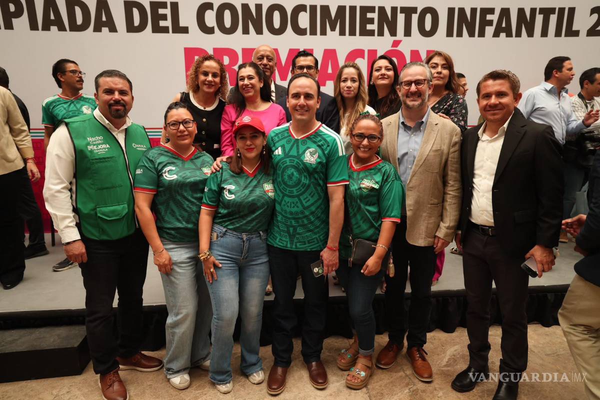 $!La Fundación BBVA otorgó becas que acompañarán a los alumnos durante su educación secundaria como parte del reconocimiento.