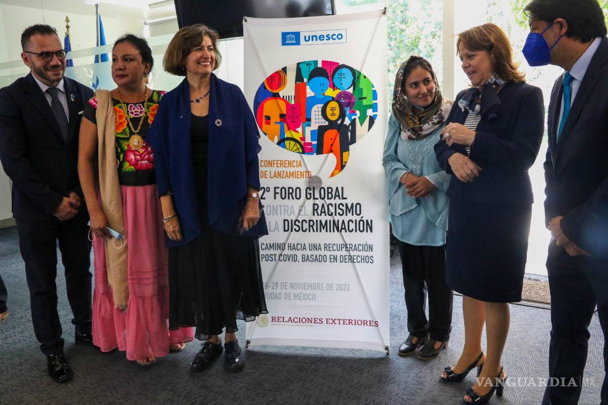 $!Gabriela Ramos (i) en el 2º Foro Global contra el Racismo y la Discriminación de la UNESCO. “Invertir en mujeres es invertir en la economía, la sociedad y en un futuro mucho más promisorio”, dijo Ramos