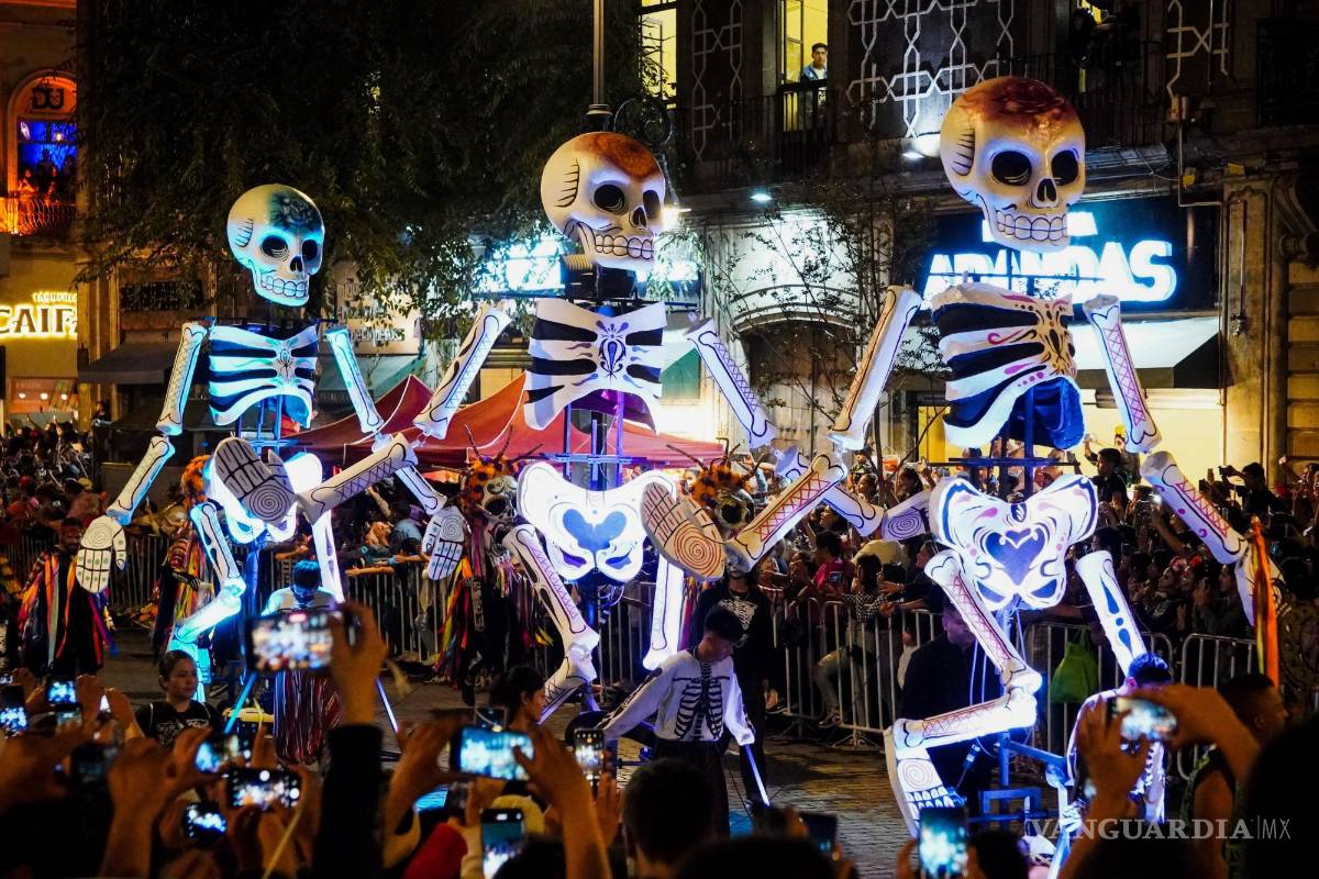 Quiere Televisa mantener ‘viva’ la tradición de las catrinas desde el Desfile del Día de Muertos