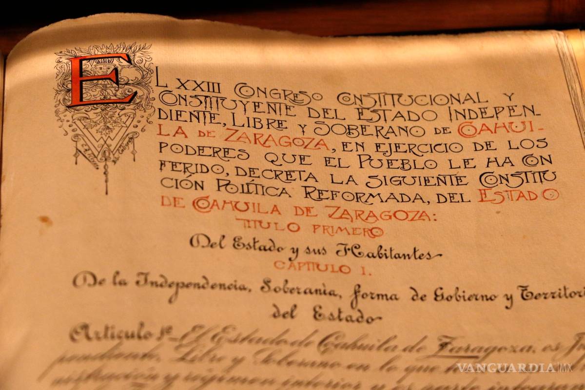 Celebran centenario de la Constitución de Coahuila