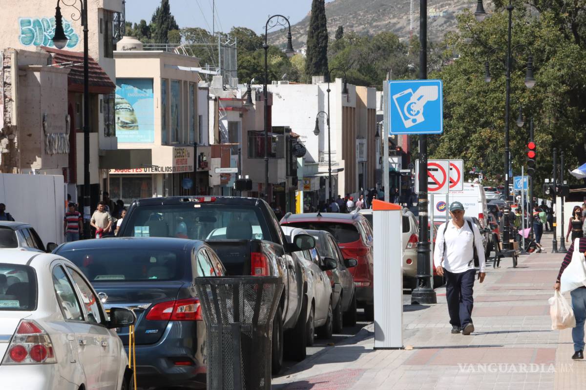 $!Las calles Victoria, Hidalgo, Allende, Acuña y Corona, donde se han levantado más multas por estacionarse sin pagar parquímetro.