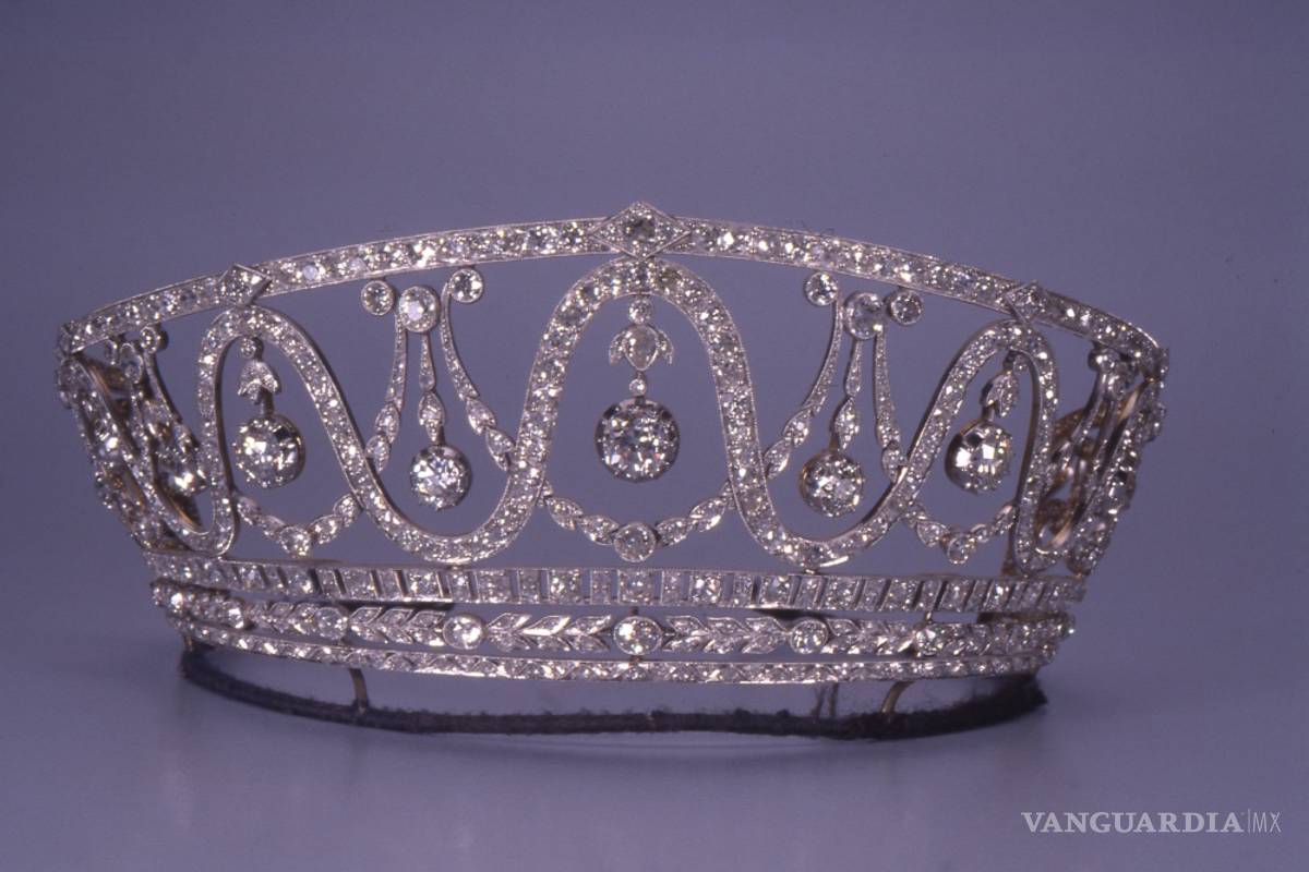 Roban diadema que está valorada en 1.2 mde de museo alemán