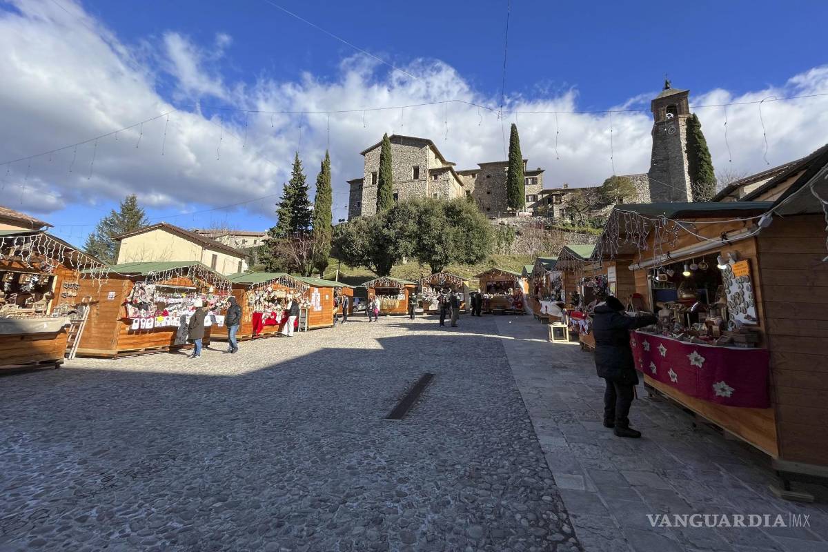 $!GRECCIO (ITALIA), 18/12/2023.- Hace ocho siglos san Francisco de Asís recreó por primera vez el Nacimiento en el pueblo italiano de Greccio (centro), que este año celebra esta efeméride que cambió para siempre el modo de celebrar la Navidad. EFE/ Miguel Salvatierra