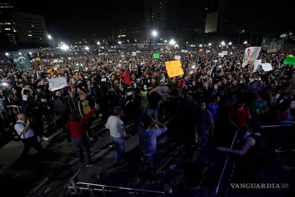 Más de 300 detenidos por saqueos en Nuevo León
