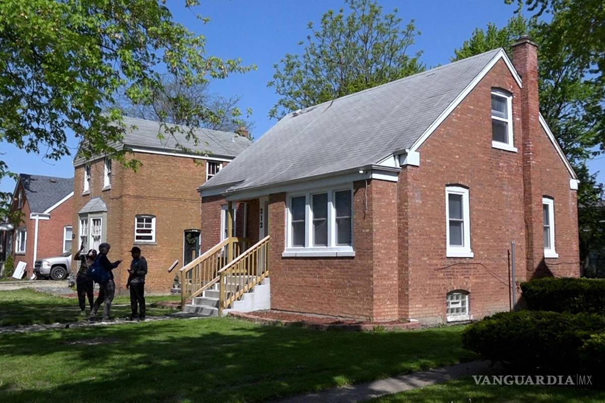 $!Los contratistas cambiaron las tuberías de gas y agua, pusieron un suelo flotante, añadieron un baño e instalaron ventanas herméticas.
