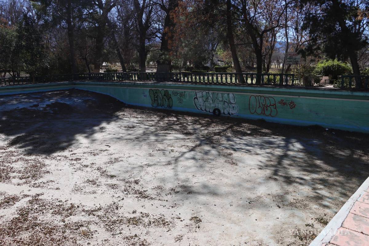 $!Espacio descuidado, sucio y abandonado.