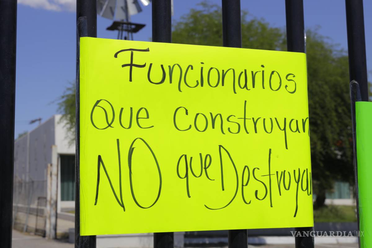 La 4T ahorra mal y gasta peor