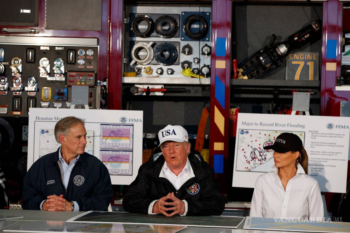 Trump promete donar 1 mdd de su dinero por Harvey